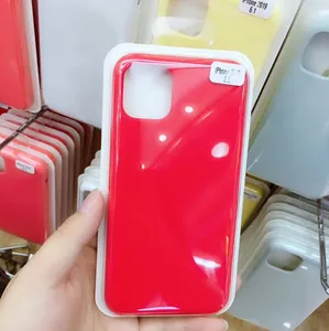 原装 Logo 硅胶保护套，用于 iPhone 2019 的包装