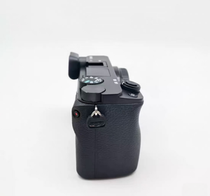 Cámara A6100 95% Nueva con 425 Puntos de Detección de Fase, Amplia Cobertura, Seguimiento en Tiempo Real + AF Ocular en Tiempo Real (Humano/Animal) - Product Image 2