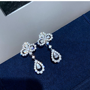 Orecchini a Perno a Goccia con Fiore alla Moda per Donna, Accessori per Orecchie Vuoti per Uso Quotidiano, Outfit Casual e Regalo - Product Image 2