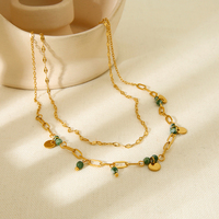 Bijoux rétro en acier inoxydable plaqué or 18 carats pendentif à disque rond pierres vertes naturelles collier à breloques double couche pour femmes