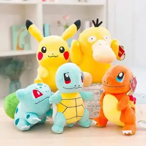 ตุ๊กตา pokemo ของเล่นผ้ากำมะหยี่ Bulbasaur Squirtle Charmander Plush สำหรับเด็ก Pokemon กระเป๋า OPP unisex 2ชิ้น