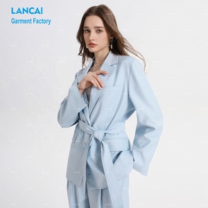 Fabricant <span class=keywords><strong>de</strong></span> vêtements cousus et coupés sur mesure coordonnés en gros blazer <span class=keywords><strong>de</strong></span> bureau uni et ensembles <span class=keywords><strong>de</strong></span> costumes pantalons assortis <span class=keywords><strong>pour</strong></span> femmes - Product Image 3