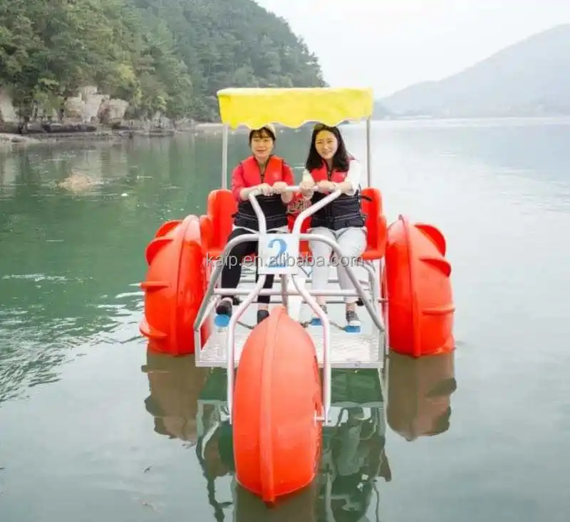 Factory Discount Water Park Rides Electric Water Trike High Quality Trike Water Park swan pedal boat fishing inflatable bumper