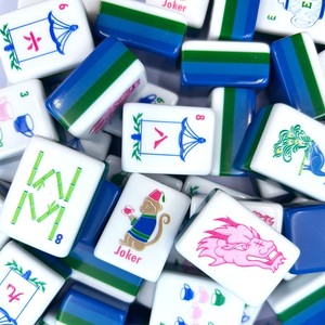 ชุดไพ่นกกระจอกอเมริกันอะคริลิคสุดหรูทันสมัยแบบอัตโนมัติ พร้อมชื่อย่อสั่งทำพิเศษ สำหรับเล่นคาสิโน 4 ผู้เล่น - Product Image 3