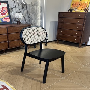 Chaise de salle à manger en bois massif de luxe avec siège en cuir ou en contreplaqué pour cafés et hôtels - Product Image 2