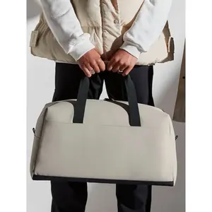 Bolso de Mano de Fin de Semana de PU Mate, Mercancía Sostenible - Product Image 1