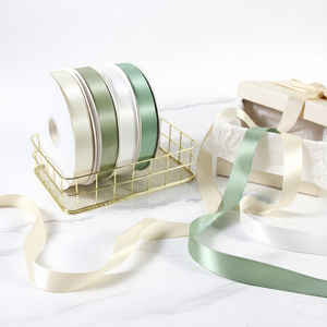 <span class=keywords><strong>Ruban</strong></span> en satin uni 100 % polyester, 38 mm, 100 yards par rouleau, pour cadeaux <span class=keywords><strong>de</strong></span> Noël <span class=keywords><strong>et</strong></span> <span class=keywords><strong>de</strong></span> la fête des mères, fournitures artisanales polyvalentes - Product Image 1