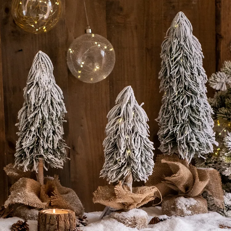 2022 באיכות led חג מולד עץ קישוטי מיני קטן חג המולד מלאכותי חג המולד עץ עץ