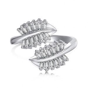 Dylam – Nouveauté : Bagues ouvertes élégantes en argent sterling 925 plaqué or 18 carats, motif feuille brillante, serties de zircone cubique 5A taille baguette - Product Image 1