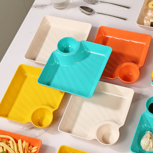 <span class=keywords><strong>Assiette</strong></span> Carrée Moderne en Plastique avec Séparateur pour Sauces, Plats Polyvalents pour Restaurants, Hôtels et Écoles, <span class=keywords><strong>Assiette</strong></span> à Raviolis - Product Image 1