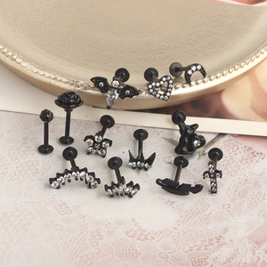 Boucles d'oreilles en cartilage pour femmes, bijoux de piercing hélix, boucles d'oreilles tragus et hélix avant, clous labret, piercing lèvre Medusa Monroe - Product Image 2
