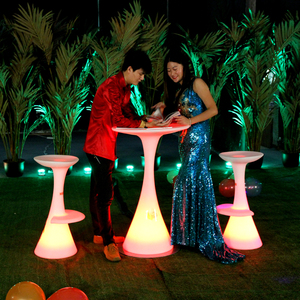 Chaise haute de jardin <span class=keywords><strong>Chaie</strong></span> avec pédale, chaise de café illuminée pour hôtel, chaise à pédale LED - Product Image 3