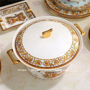 Lot de 58 pièces d'ustensiles de cuisine et de vaisselle en porcelaine fine minimaliste, comprenant un service à café, des assiettes, des bols et des cuillères - Product Image 5