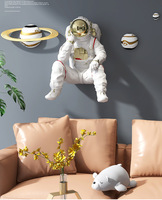 Décor mural créatif d'arrière-plan TV, sculpture d'astronaute en résine, décoration murale d'officier de l'aérospatiale pour le salon et le cosmonaute, livraison directe