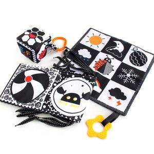 Cartes d'activités en tissu pour bébés de 3 à 24 mois et livre souple noir et blanc à contraste élevé, formes géométriques, écologique et durable pour bébés - Product Image 3