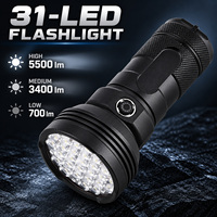 Lampe torche LED rechargeable USB-C W5202-1 noire, 31 LED, étanche IP54, en alliage d'aluminium, autonomie 4-5h, 5500lm, 4500mAh