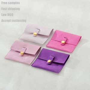 Pochette de présentation de bijoux en velours imprimée avec logo personnalisé, en microfibre suédée, pour colliers et boucles d'oreilles, avec logo - Product Image 1