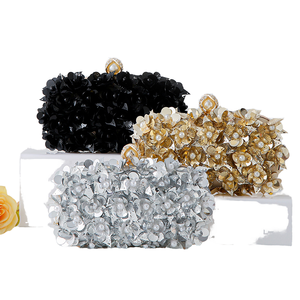 Wholesale Acrylic <b>Wedding</b> Evening Bags for Women Fashion Flower Magnetic Closure <b>Clutch</b> Shoulder Bag with Polyester Lining - Product Image 1