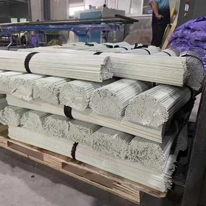 Poste <span class=keywords><strong>de</strong></span> varilla sólida <span class=keywords><strong>de</strong></span> fibra <span class=keywords><strong>de</strong></span> vidrio E-Glass con resistencia a la compresión Servicio <span class=keywords><strong>de</strong></span> procesamiento <span class=keywords><strong>de</strong></span> corte personalizado - Product Image 2