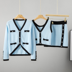 Conjunto de Cárdigan de Punto Sólido Casual con Botones y Cuello en V de Manga Larga para Mujer, con Falda Corta y Top, Nuevo Diseño a la Moda - Product Image 3