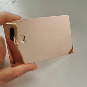 Kartu Kredit 4442 Emas 24K Cermin Rose Gold & Hitam Kerajinan Logam dengan Strip Magnetik Hico dan Bar Tanda Tangan - Product Image 2