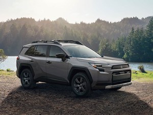 Toyota RAV4 2.0L Gasolina SUV 2026 Nuevo y Económico |   Automóvil Familiar Económico de 2WD con Volante a la Izquierda, Aleación de Aluminio R18, Disponible en Stock - Product Image 1