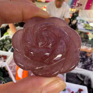 Ornement sculpté en quartz fraise naturel, fleur de rose polie, cristal de guérison, décoration de bureau, pierre énergétique Reiki Chakra, Valenti - Product Image 3