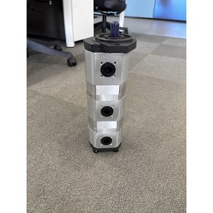 Pompe à engrenages hydraulique 0007477260 000.747.726.0 pour moissonneuses-batteuses Tucano 570 580 Tracteurs <span class=keywords><strong>Arion</strong></span> <span class=keywords><strong>410</strong></span> 420 430 440 450 460 - Product Image 6