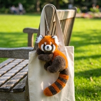 Peluche Panda Rouge Réaliste Personnalisée, Jouet Animal Doux et Moelleux, OEM ODM, Logo Personnalisé, Rembourrage Coton PP, Anti-Stress en Maille