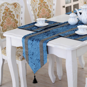 <span class=keywords><strong>Chemin</strong></span> <span class=keywords><strong>de</strong></span> <span class=keywords><strong>table</strong></span> en velours <span class=keywords><strong>de</strong></span> luxe avec strass, broderie, diamants, bleu, pour décoration <span class=keywords><strong>de</strong></span> fête <span class=keywords><strong>de</strong></span> mariage - Product Image 1