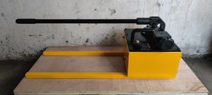 Enerpac <b>Manual</b> hydraulic <b>pump</b> set of similar quality vp-462 Used for hydraulic tools Includes hydraulic hose and pressure gauge - Product Image 2