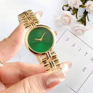 Reloj de pulsera para mujer con logotipo personalizado, color oro rosa, esfera con efecto rayos de sol, brazalete de acero inoxidable, elegante y a la moda, reloj de lujo para vestir. - Product Image 3