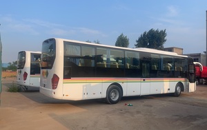 Autobús Turístico de Lujo Usado de Alta Calidad 2024, en Buenas Condiciones, Diésel, Manual, Volante a la Izquierda, Motor Cummins, en Venta - Product Image 2