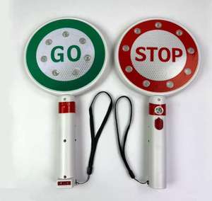 Feux de signalisation portables pour le contrôle de la circulation, feux de signalisation LED clignotants, flèche de signalisation, feux de signalisation LED portatifs, panneau de signalisation routière - Product Image 1