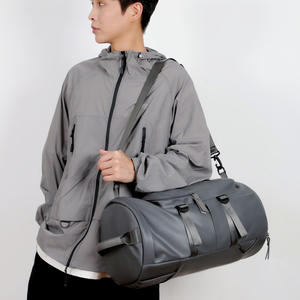 HANFEIZI <span class=keywords><strong>Sac</strong></span> Polochon <span class=keywords><strong>de</strong></span> Voyage Tendance Imperméable en Cuir PU, <span class=keywords><strong>Sac</strong></span> à Dos <span class=keywords><strong>de</strong></span> <span class=keywords><strong>Sport</strong></span> <span class=keywords><strong>et</strong></span> <span class=keywords><strong>de</strong></span> Fitness - Product Image 5