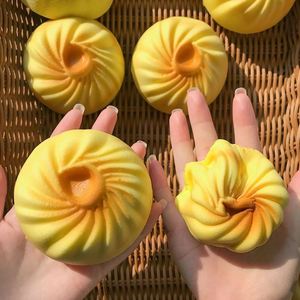 Soft Donut Petal-Shaped Design PU Foam Slow Rebound <b>Squishy</b> Toy Age 5-7 Decompression & Stress Relief Gift for Kids Adults - Product Image 3