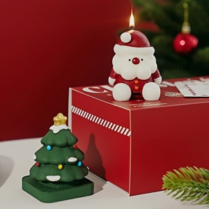 Nouvelles bougies décoratives de Noël parfumées avec sac fourre-tout pour la décoration de Noël à la maison - Product Image 3