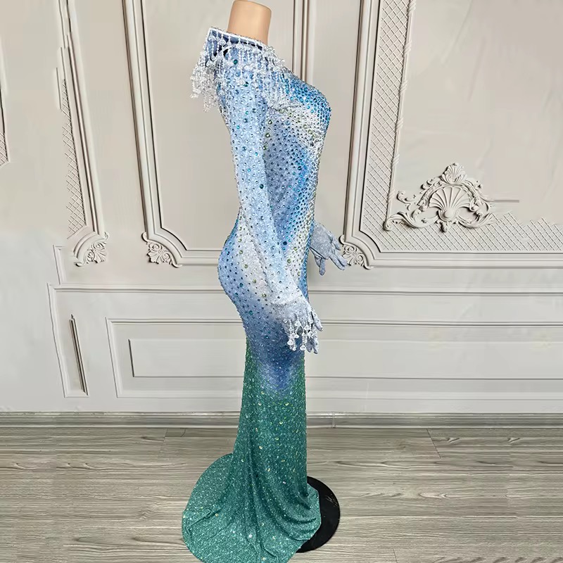 green emerald velvet dress Sophia main image 1