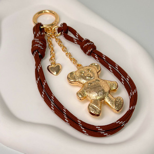 Accessoires de bijoux de mode JS, breloques de sac et porte-clés DIY de luxe, design mignon (ours, miroir, ballon de volley, cœur), vente en gros - Product Image 3