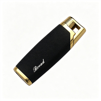 Briquet à gaz moderne BD418 coupe-vent en métal avec flamme rouge pour cadeaux d'affaires en gros
