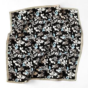 Sciarpa di seta di puro gelso di lusso in seta pura Bandana Designer Foulard personalizzata <span class=keywords><strong>per</strong></span> le <span class=keywords><strong>donne</strong></span> con Logo - Product Image 3