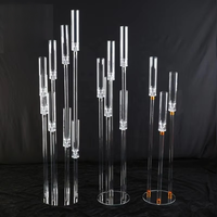Grand chandelier en acrylique élégant pour mariage, support de bougie transparent en forme de colonne florale pour centres de table d'événements et de fêtes