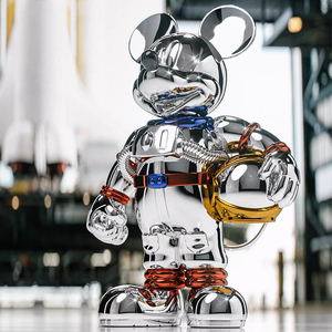 Escultura plateada <span class=keywords><strong>de</strong></span> astronauta <span class=keywords><strong>de</strong></span> <span class=keywords><strong>Mickey</strong></span>, adorno <span class=keywords><strong>de</strong></span> pato <span class=keywords><strong>Donald</strong></span>, decoración interior <span class=keywords><strong>de</strong></span> resina <span class=keywords><strong>de</strong></span> ratón plateado grande personalizada - Product Image 4