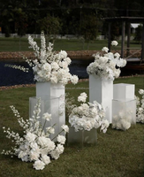 Luxe bruiloftkolomdecoratie, kunstbloemenarrangement, tafeldecoratie, bloemstuk voor de receptie, bloemdecoratie voor het gangpad