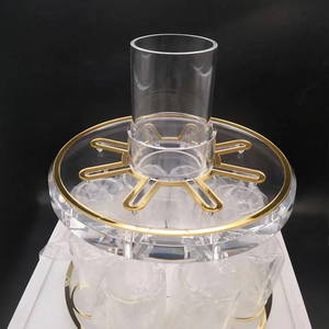 Ensemble <span class=keywords><strong>de</strong></span> <span class=keywords><strong>fontaine</strong></span> à <span class=keywords><strong>vin</strong></span> et <span class=keywords><strong>de</strong></span> carafe en acrylique Kiddush, serveur à <span class=keywords><strong>vin</strong></span> casher en lucite pour les fêtes juives et la présentation <span class=keywords><strong>de</strong></span> la <span class=keywords><strong>table</strong></span> <span class=keywords><strong>de</strong></span> Shabbat - Product Image 3