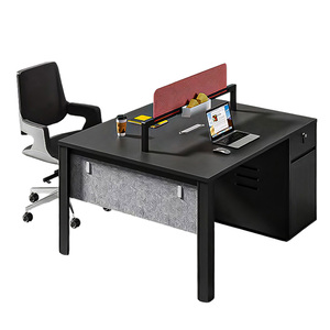 Poste de travail modulaire en acier et bois pour bureau ouvert, système de bureaux en banc pour 2, 4 ou 6 personnes - Product Image 1