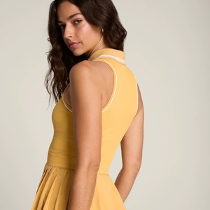 Vestidos de tenis para mujer al por mayor con logo personalizado, de secado rápido, sin costuras, de punto acanalado, cuello polo sexy, transpirables para exteriores - Equipo OEM - Product Image 6