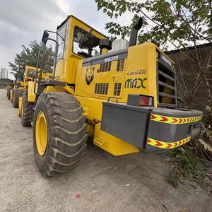 Chargeur sur pneus Komatsu WA320 d'occasion précis et efficace en bon état Chargeur frontal avec composant de moteur central à vendre - Product Image 5