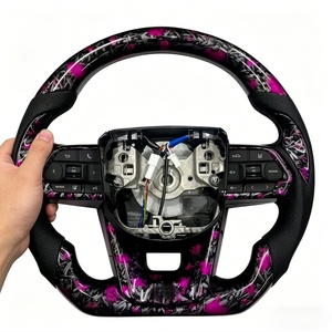 Volante de Fibra de Carbono Forjado en Rojo Rosa para <span class=keywords><strong>Toyota</strong></span> LC300 Mark X Tacoma 200 Hiace 79 RAV4 N70 Innova Axio Crown Prius Prado - Product Image 1