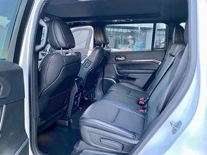 Personalización Interior <span class=keywords><strong>Jeep</strong></span> <span class=keywords><strong>Grand</strong></span> Commander 2021 2022 <span class=keywords><strong>2023</strong></span> Gasolina 2.0 SUV Auto Usado 4x4 - Product Image 4